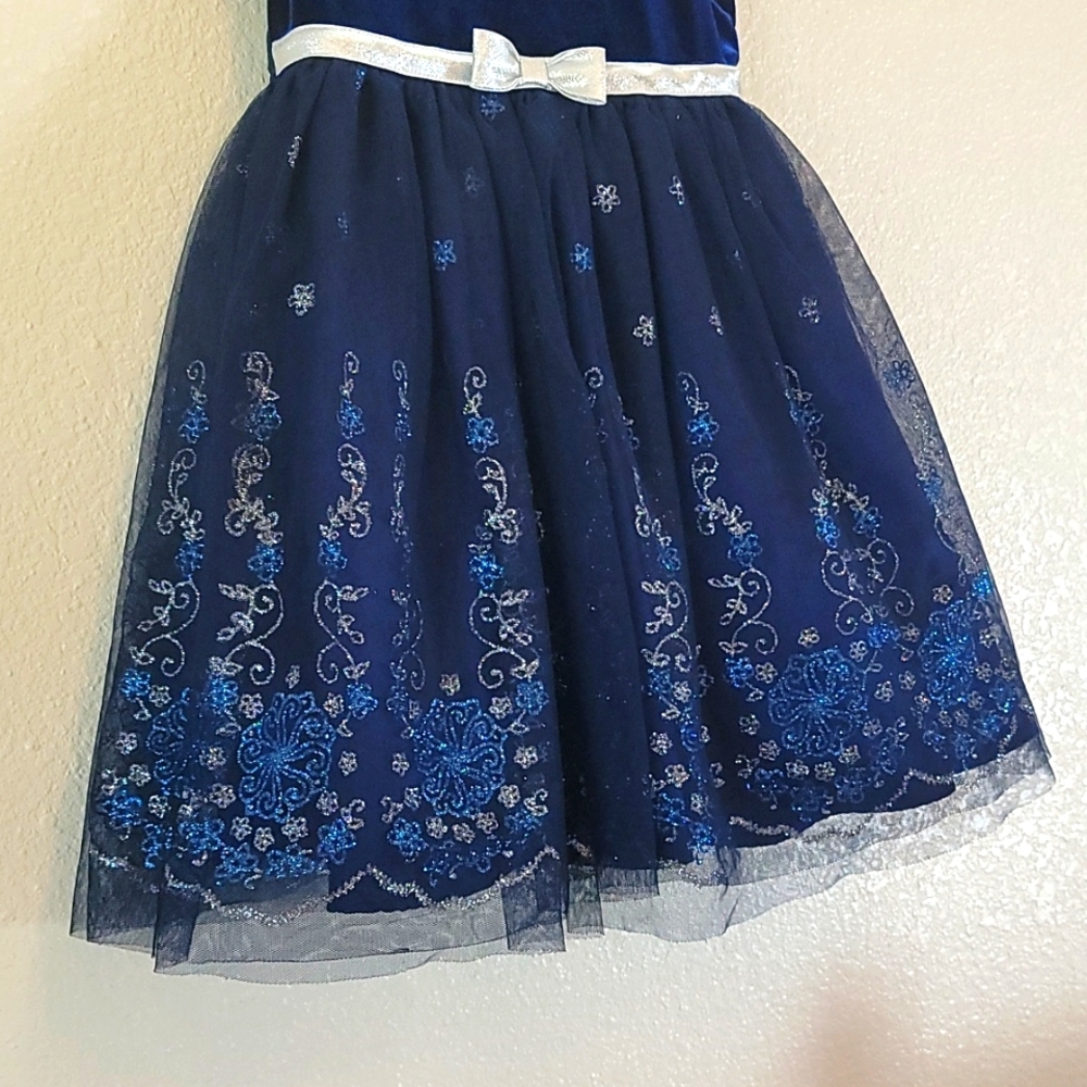 Girl's Dress - Picture 3 of 6